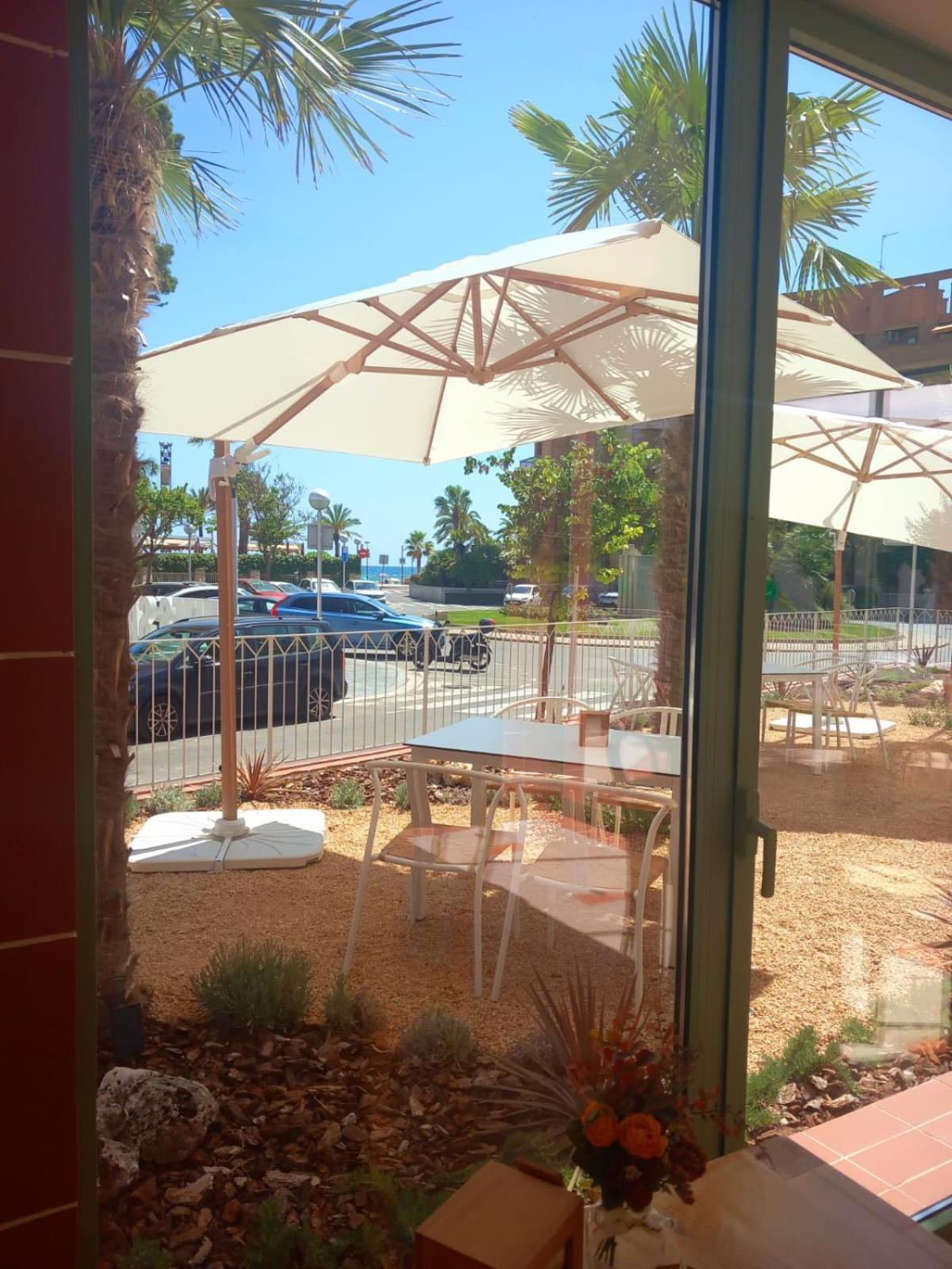 Terra Aurea Aparthotel Salou Exterior foto